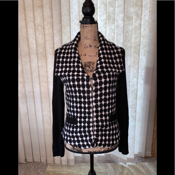 White House Black Market Jackets & Blazers - Cozy White House Black Market Sweater Jacket ❣️
